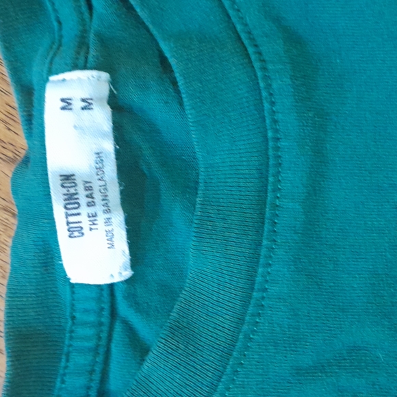 Crop top - Picture 2 of 4